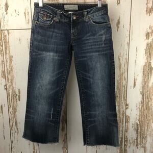 Maurices Cutoff Capris, Size 1/2. In excellent condition!